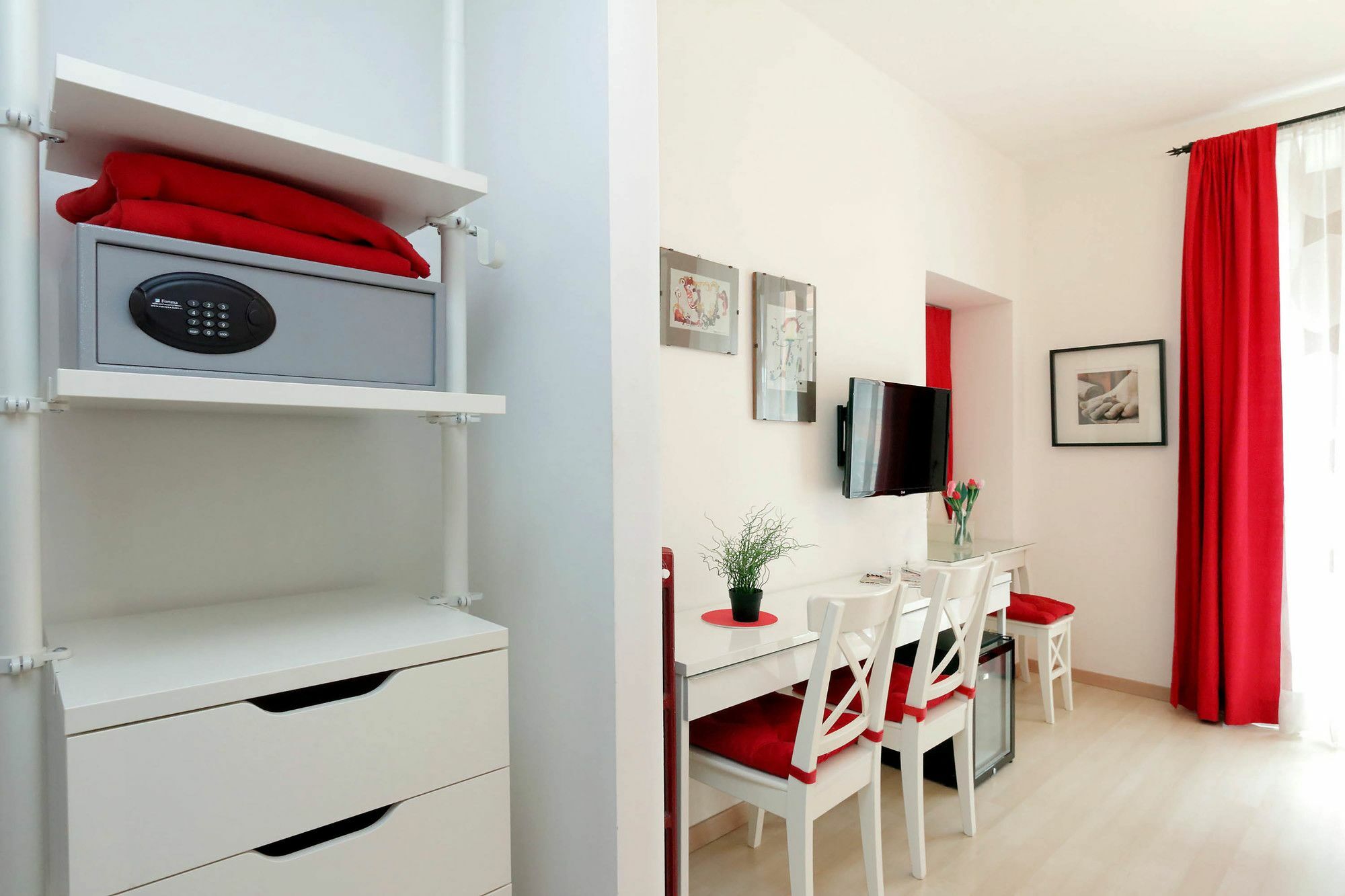 The Guesthouse Rome Bagian luar foto
