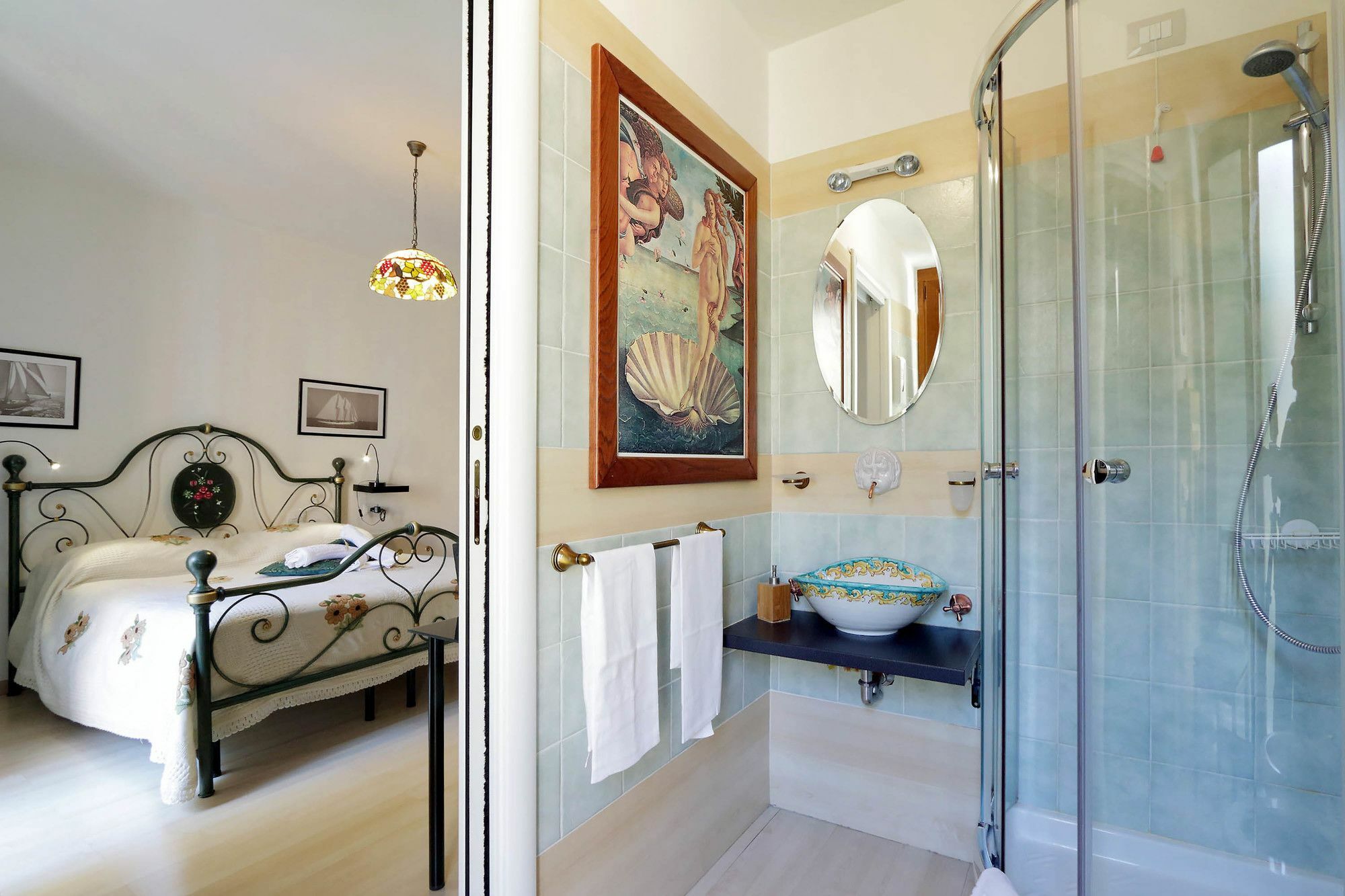 The Guesthouse Rome Bagian luar foto