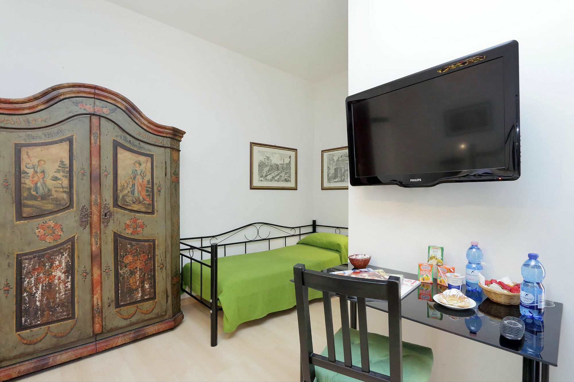 The Guesthouse Rome Bagian luar foto