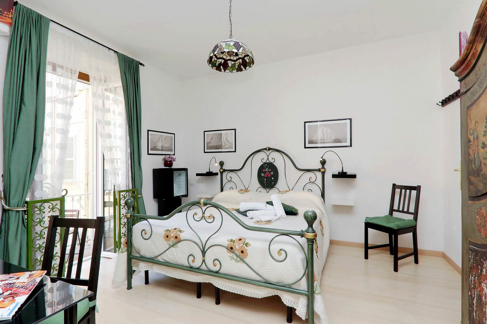 The Guesthouse Rome Bagian luar foto