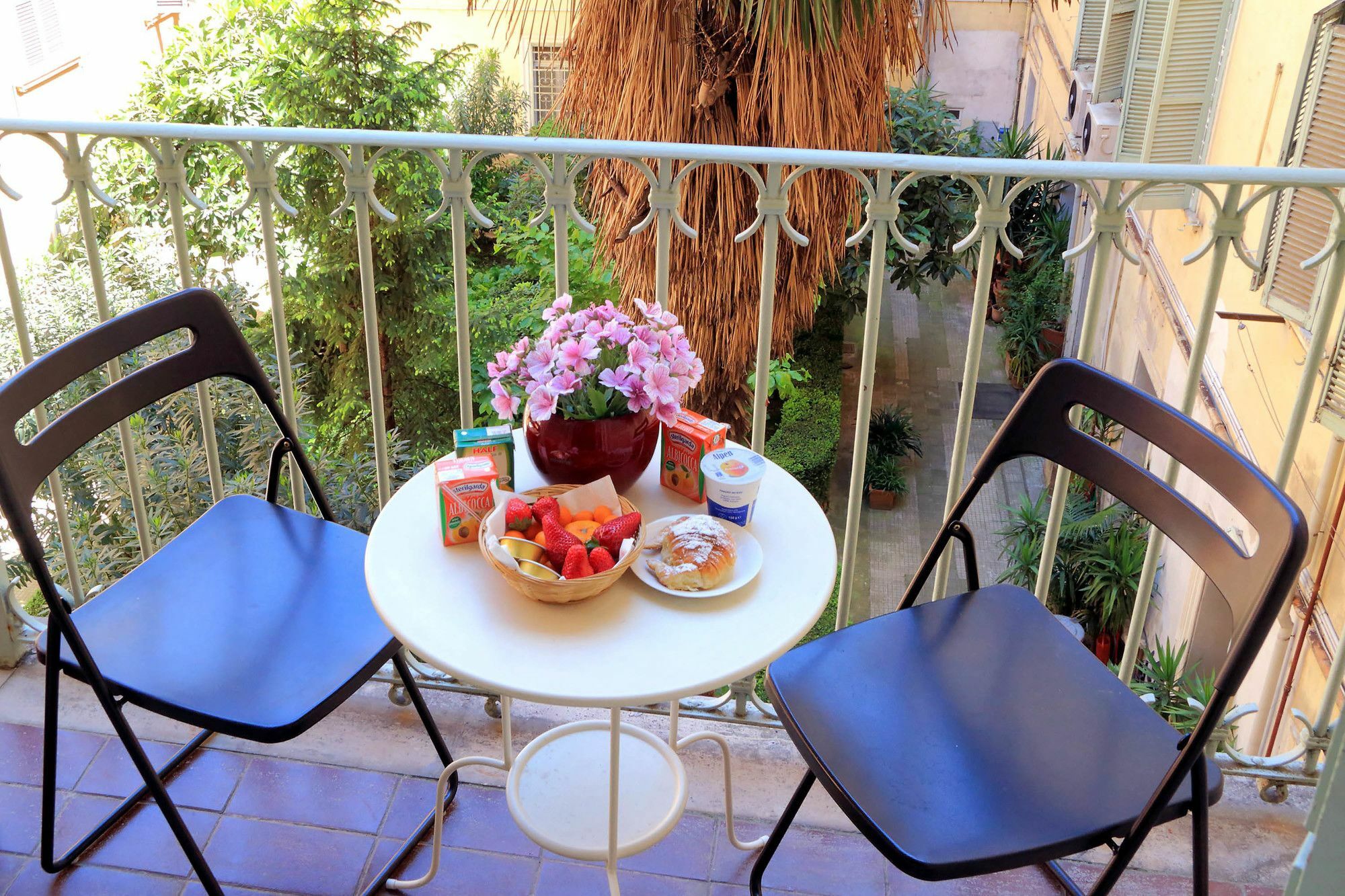 The Guesthouse Rome Bagian luar foto