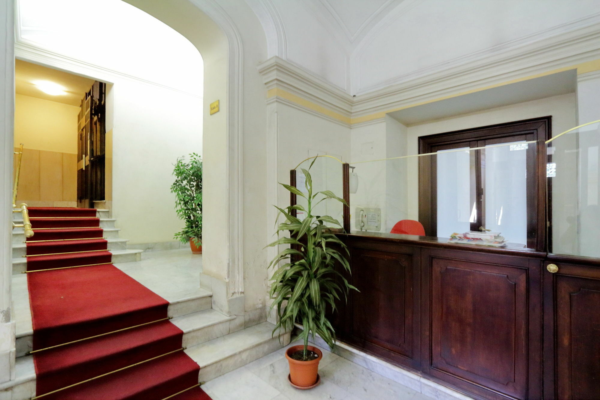 The Guesthouse Rome Bagian luar foto