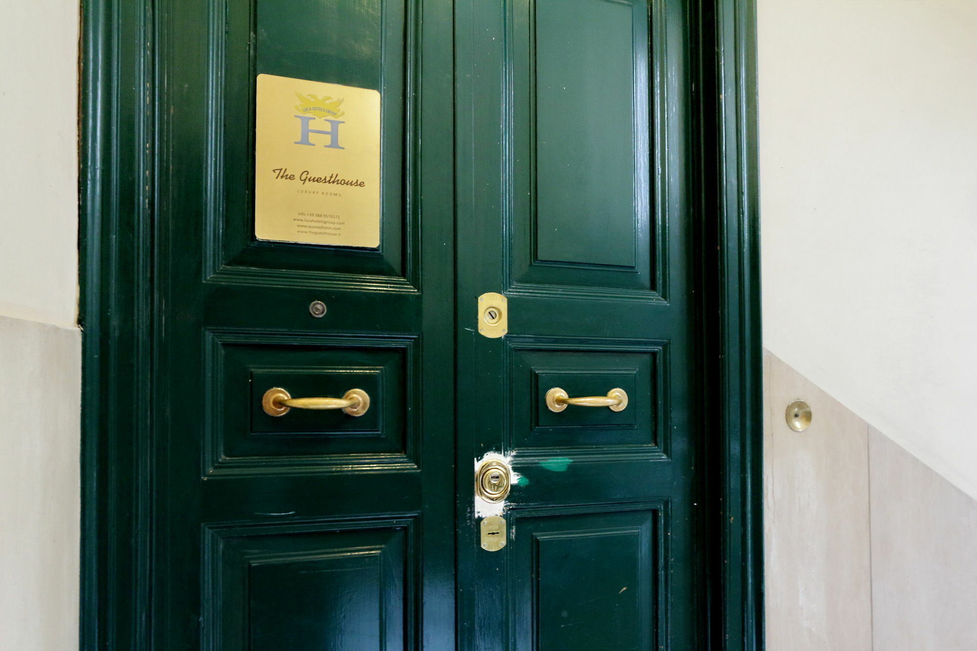 The Guesthouse Rome Bagian luar foto