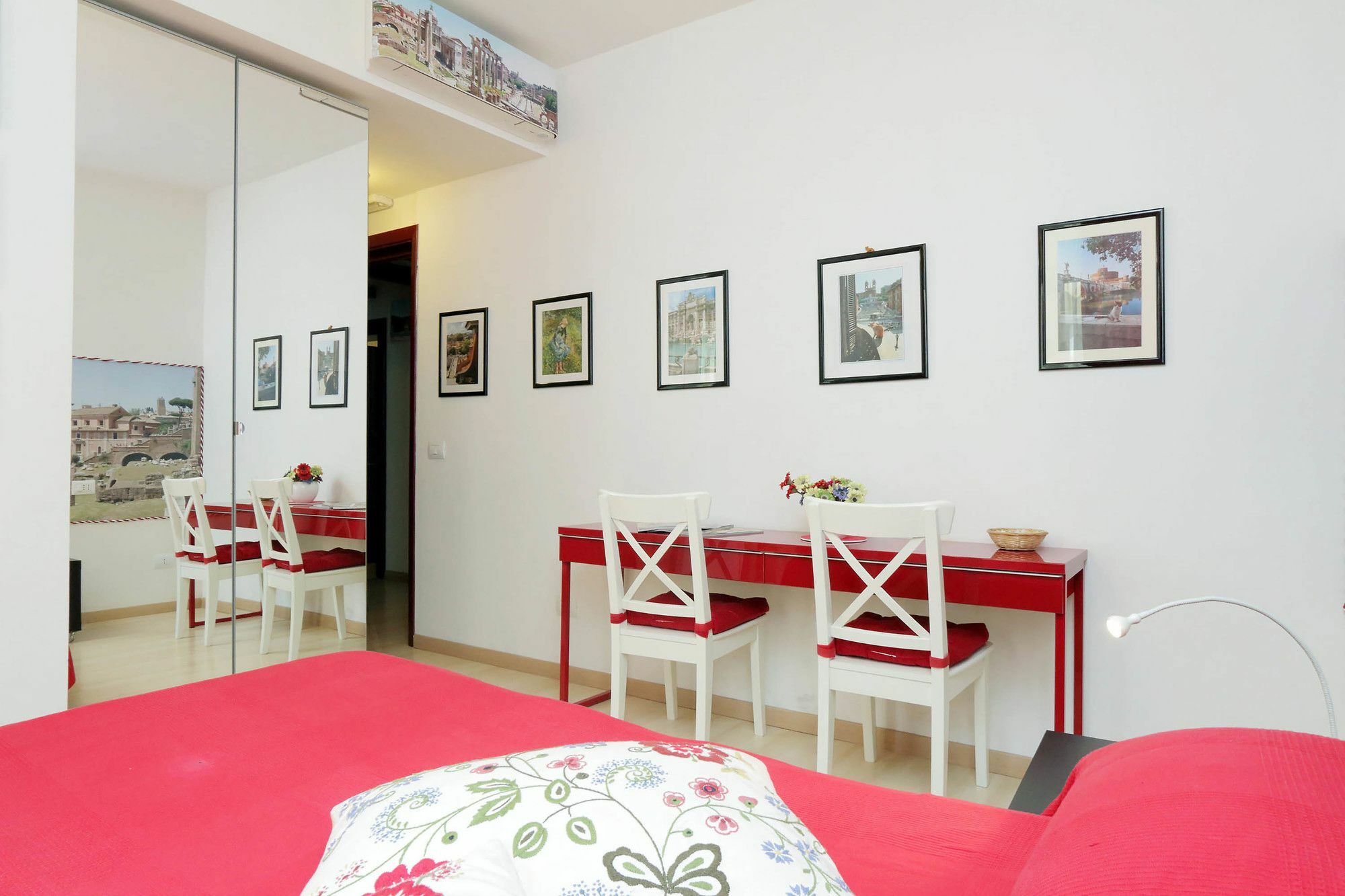 The Guesthouse Rome Bagian luar foto